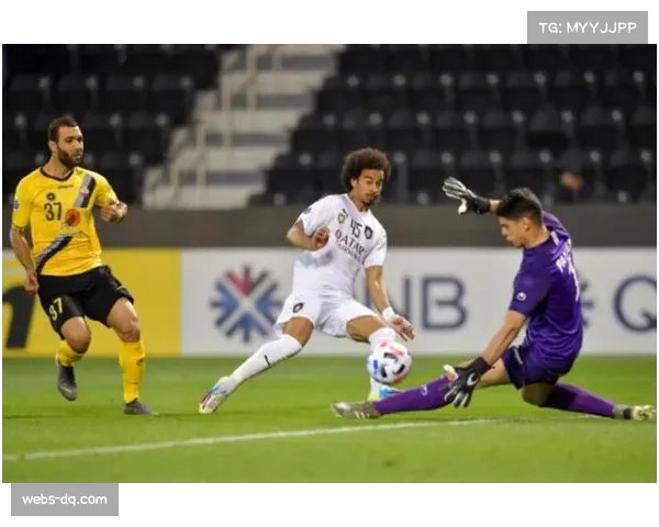 利雅得体育门将阿尔-马约夫表现出色 但难补防线漏洞